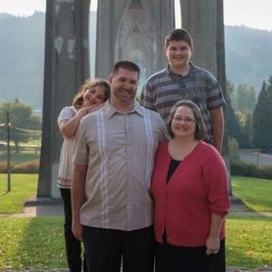 Meet your Posher, Dana